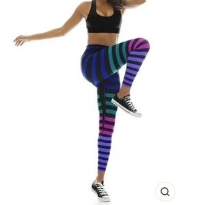 K-DEER Sneaker Ankle Length Izzy Stripe Yoga Leggings Activewear Size Medium